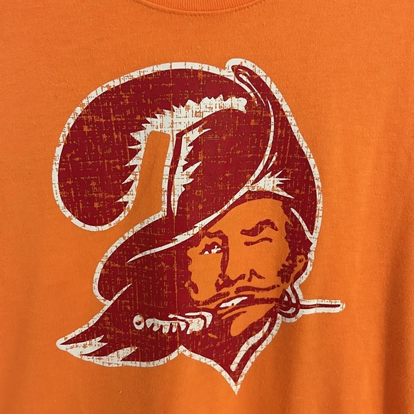 Vintage Logo Tampa Bay Buccaneers Nike orange t shirt with unique nike logo Lg - Picture 2 of 5